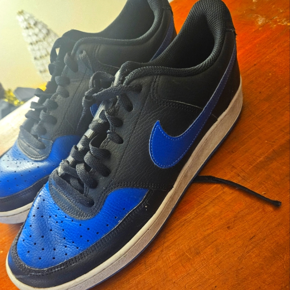 Nike shoes
